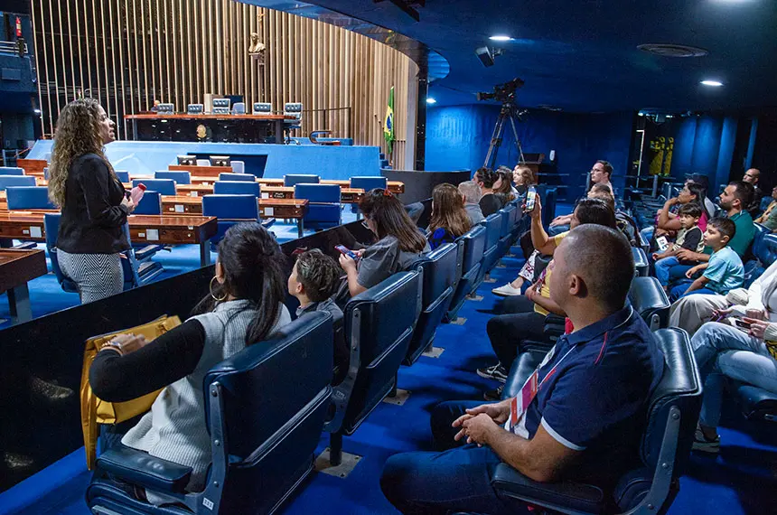 Congresso Nacional em Brasília agora tem agendamento prévio para visitas guiadas, liberado a partir de segunda. Essa or…