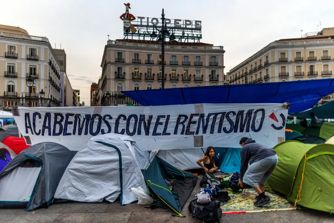 O Governo propõe proteger moradores de despejos até 2028 e prorrogar aluguéis por mais dois anos. É uma jogada pra tent…