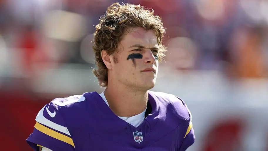 J.J. McCarthy foi trocado para os New York Giants pelos Vikings por uma escolha da quinta rodada de 2027. A aquisição d…