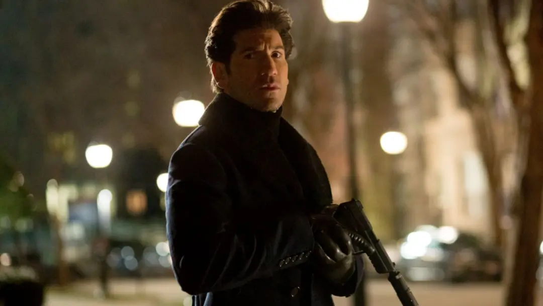 Jon Bernthal continua em projetos fora do MCU, como o filme de 2016 que está ganhando força. É interessante ver como at…