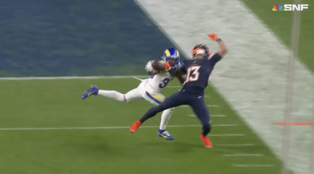 Denver Broncos levou um jogo para a vitória de 30 a 26 contra Los Angeles Rams em pontos polêmicos. A defesa dos Rams t…