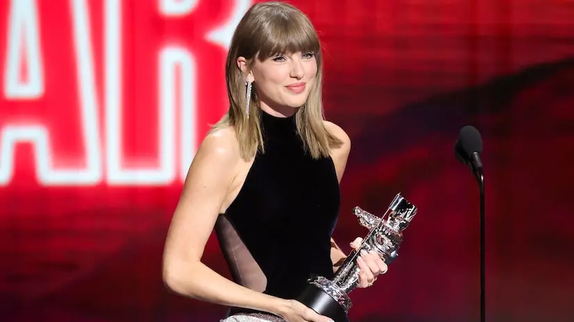 Taylor Swift dedicou o prêmio de Video of the Year na MTV VMAs a Dolly Parton. Ela destacou a riqueza da narrativa e a …