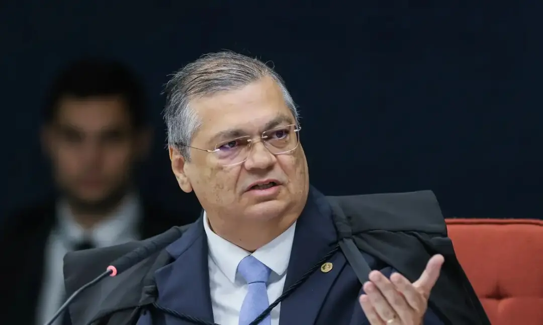 Flávio Dino enviou ao plenário o julgamento da decisão que derrubou a ordem de retirada de publicações sobre Nossa Senh…