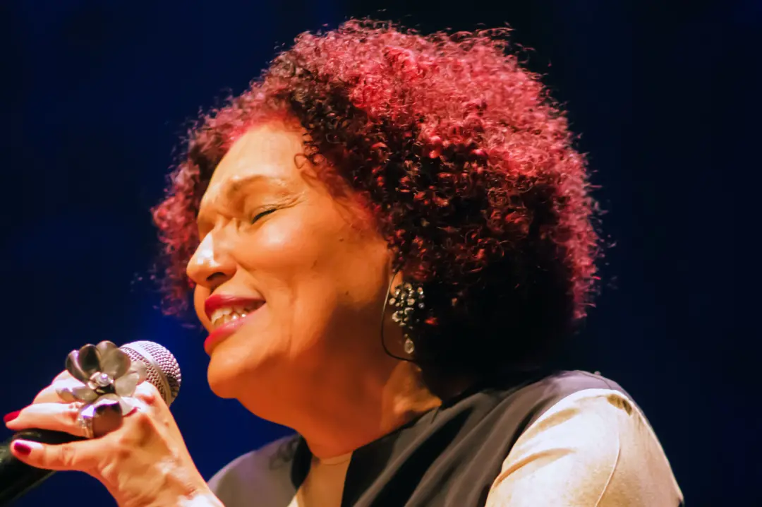 Cláudia Vieira celebra 30 anos de carreira em show no Sesc Centro em Goiânia, quinta-feira, com ingressos a partir de R…