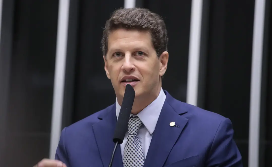 Ricardo Salles retira a candidatura ao Senado por São Paulo para apoiar Derrite e André do Prado. O cenário nacional, d…