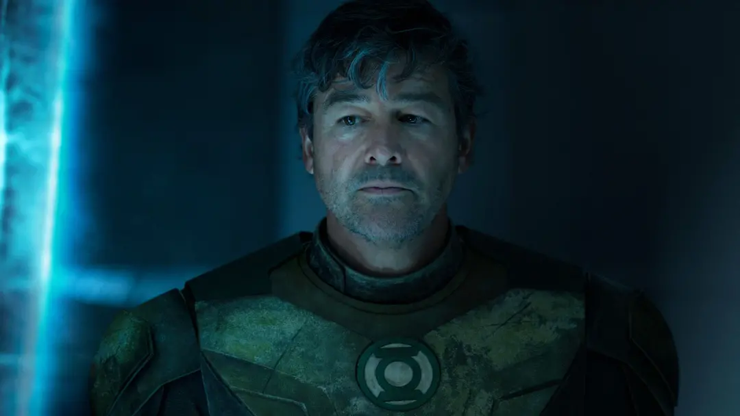 Milhões assistem a mistério de Rushville semanalmente no programa Lanterns, onde Hal Jordan e John Stewart ganharam des…