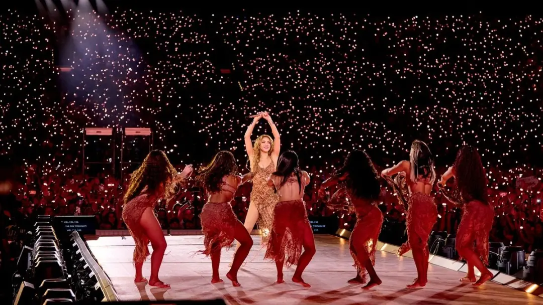 Shakira vai levar o show de Madri para o mundo com transmissão ao vivo do concerto de 3 de outubro. É legal ver um even…