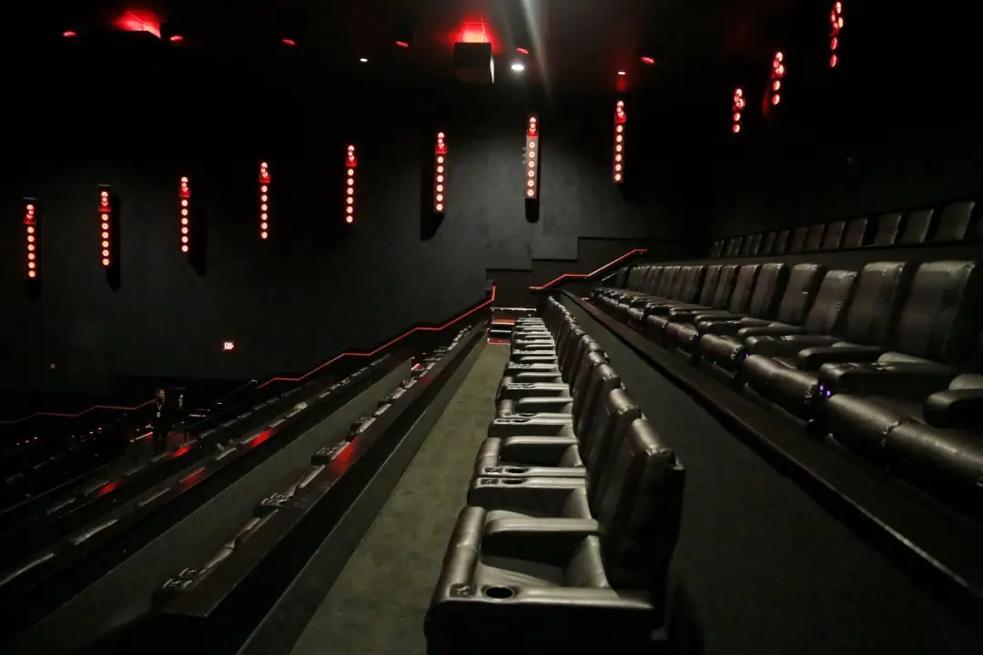 Avengers Doomsday sem Imax em dezembro, Disney usa o Infinity Vision para direcionar fãs para formatos premium. Essa mo…