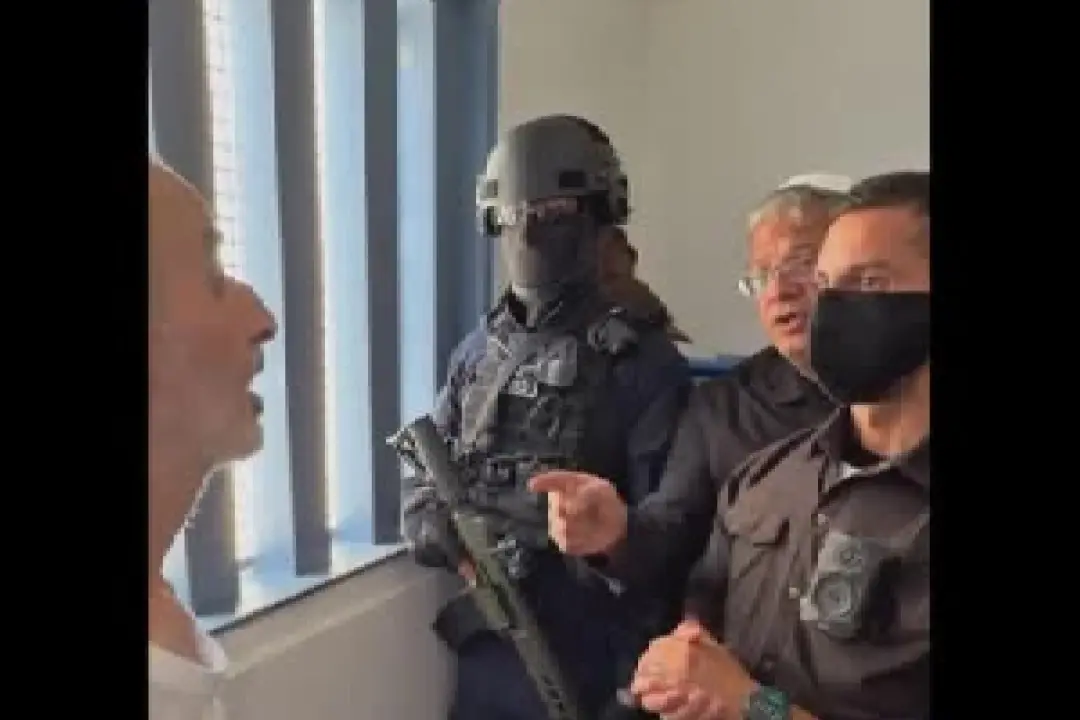 Itamar Ben-Gvir ameaçou de morte Hassan Salama, comandante do Hamas, em vídeo postado no X. O político disse querer exe…