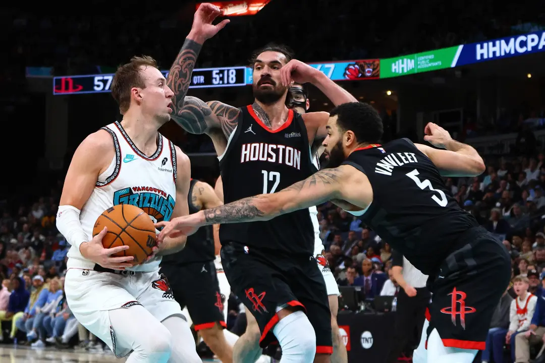 VanVleet e Adams recuperaram das lesões no Houston Rockets. A volta desses jogadores importantes dá mais força ao time,…