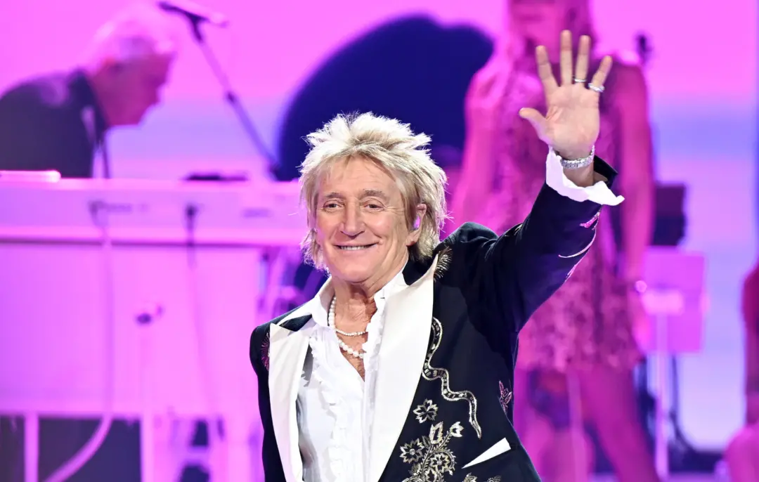 Rod Stewart vai fazer uma despedida de turnê europeia em 2027, começando em Dublin em 23 de abril. Depois de mais de se…