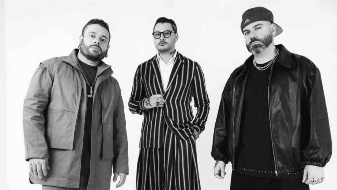 Los Brasileiros, trio que teve Pedro e Dan como músicos da banda emo Cine, está indicado ao Grammy Latino como produtor…