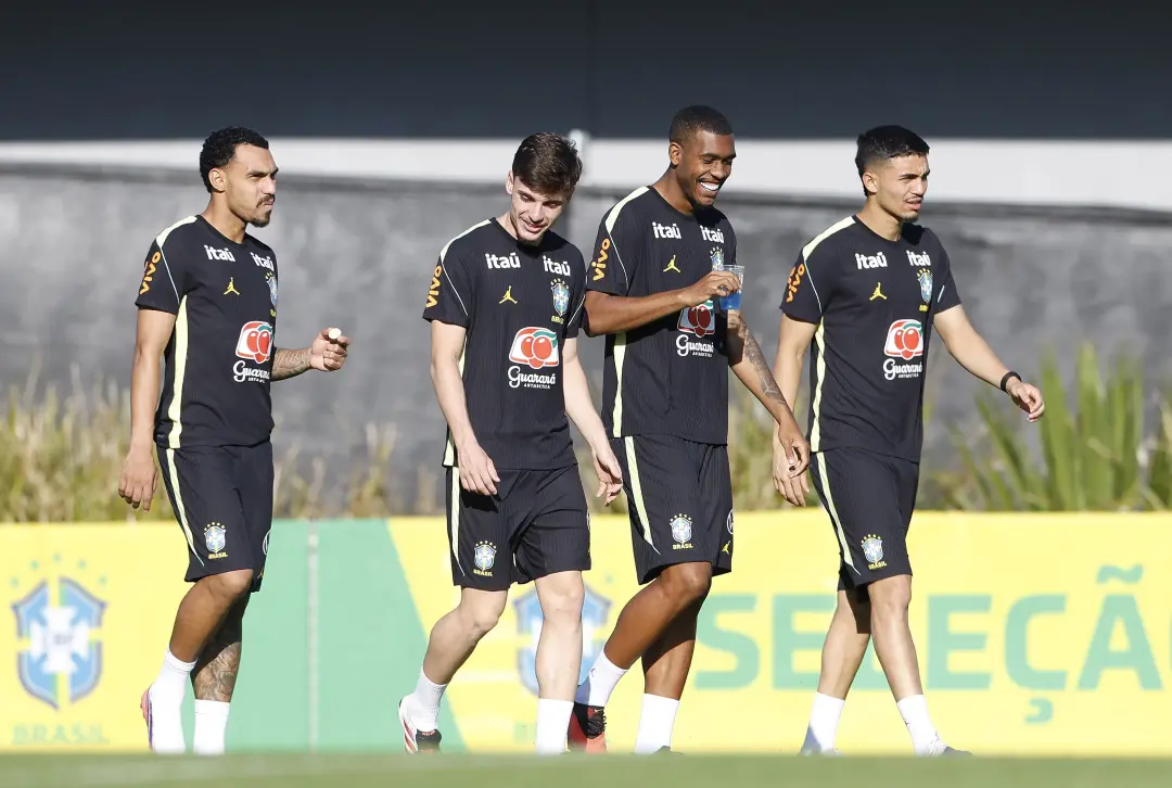 Menos da metade dos convocados nos primeiros amistosos para a Copa de 2030 costuma chegar no Mundial, mostrando que o c…