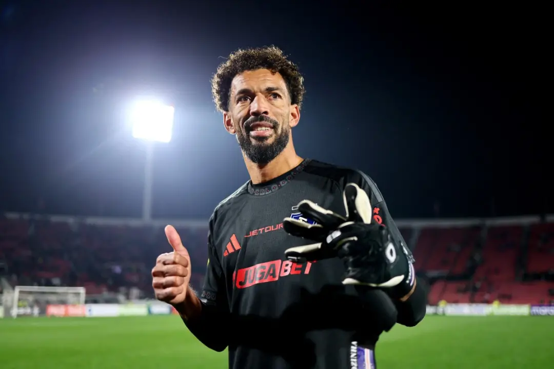 Vozinha, goleiro de Cabo Verde, disse que perdeu a paz depois da fama na Copa do Mundo. A rotina mudou muito, sempre te…