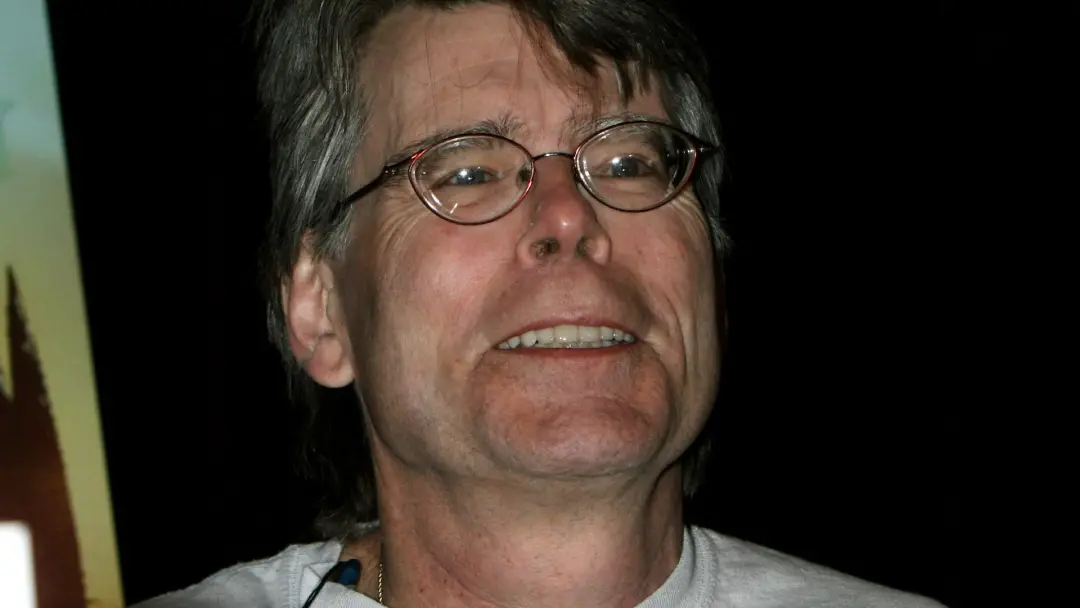 2025 teve muitos filmes adaptados dos livros de Stephen King, quase um recorde de lançamentos, e The Long Walk ficou co…