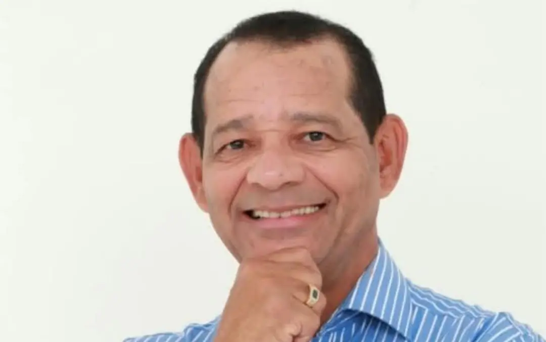 Professor Filemon Félix de Moraes, escritor e especialista em português, faleceu aos 67 anos em Goiás. Ele foi muito ge…