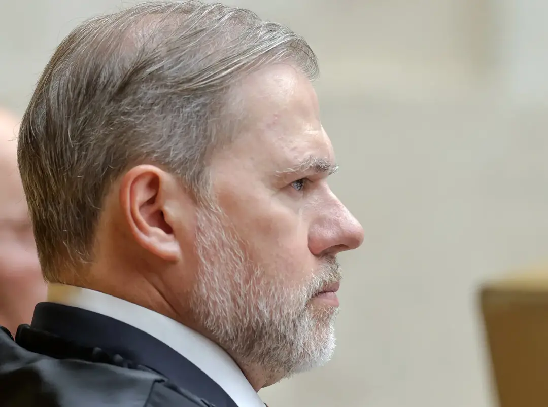 Ministro Toffoli determinou a saída do PSDB Cidadania da coligação de Raquel Lyra em Pernambuco. A determinação exige a…