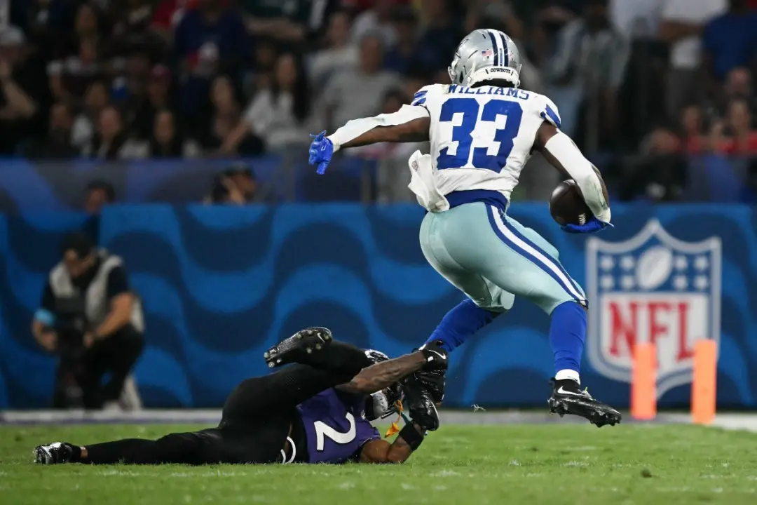 Javonte Williams anotou o primeiro touchdown da história da NFL no Maracanã, percorrendo apenas duas jardas. Aquele lan…