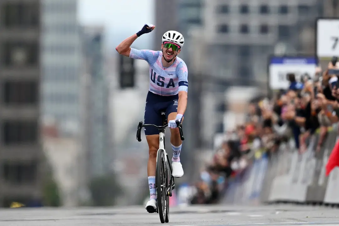 Brandon McNulty venceu em Montreal numa prova de ciclismo, superando grandes nomes do pelotão. O veterano americano con…