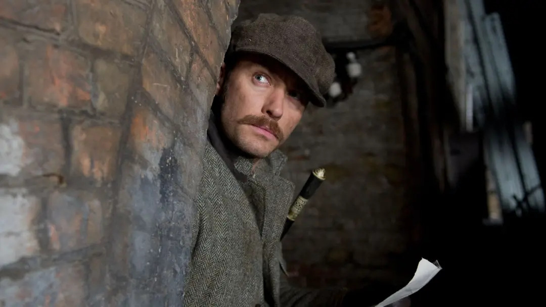 Dr John Watson, parceiro do detetive Sherlock Holmes, aparece em várias adaptações, desde a estreia dele em 1887. É imp…