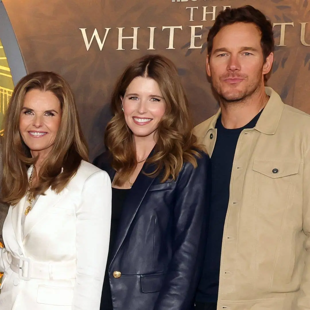 Katherine Schwarzenegger, Maria Shriver e Chris Pratt em Montecito, assistindo a concerto de Kevin Costner. É bom ver e…