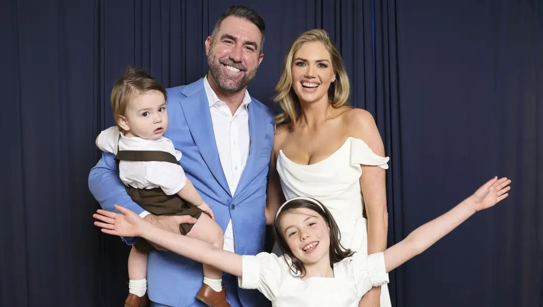 Justin Verlander fez seu último jogo de beisebol após despedida emocionante, e a filha dele roubou a cena. Ver um atlet…