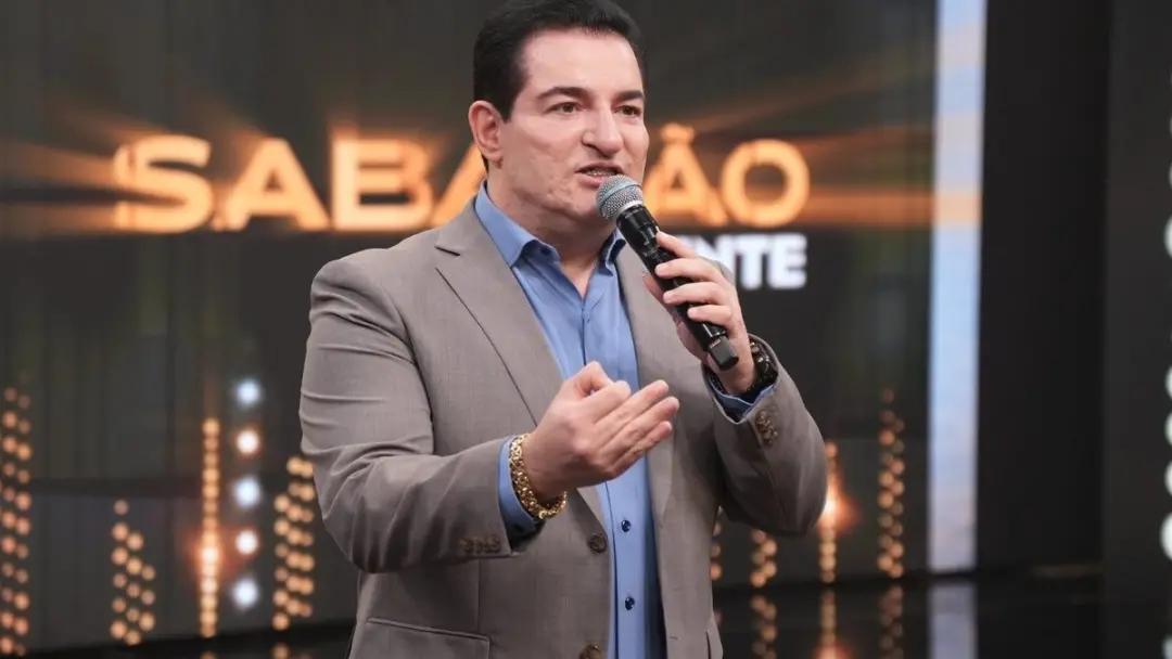 Renato Ambrósio, dono da Viva Sorte e grande anunciante da TV, deixou a Band após dois anos como apresentador. O acordo…