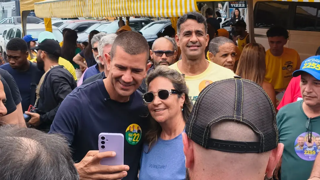 Ruas diz que a expectativa é chegar à frente de Paes no domingo, ignorando as questões jurídicas de Garotinho. A suspen…