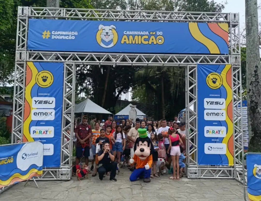 Paraty recebeu a Caminhada do Amicão, reunindo 200 cães e realizando 55 atendimentos gratuitos. Acho importante essa mo…