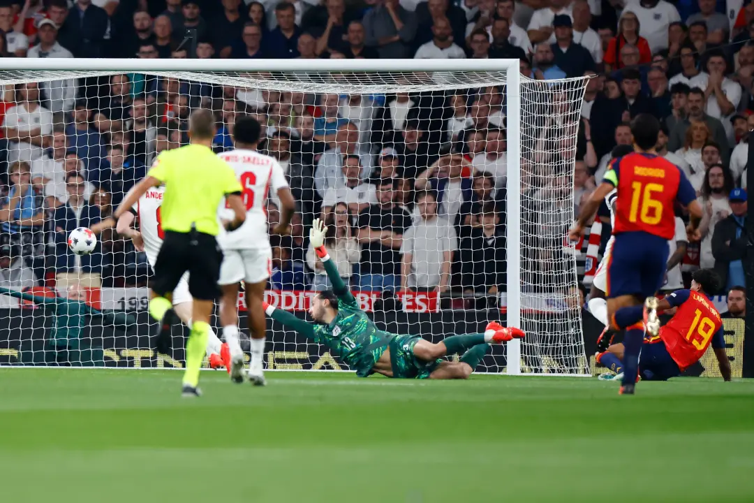 España domina a Europa e o mundo ao vencer em Wembley. É um feito grande de organização esportiva, mostra o que se cons…
