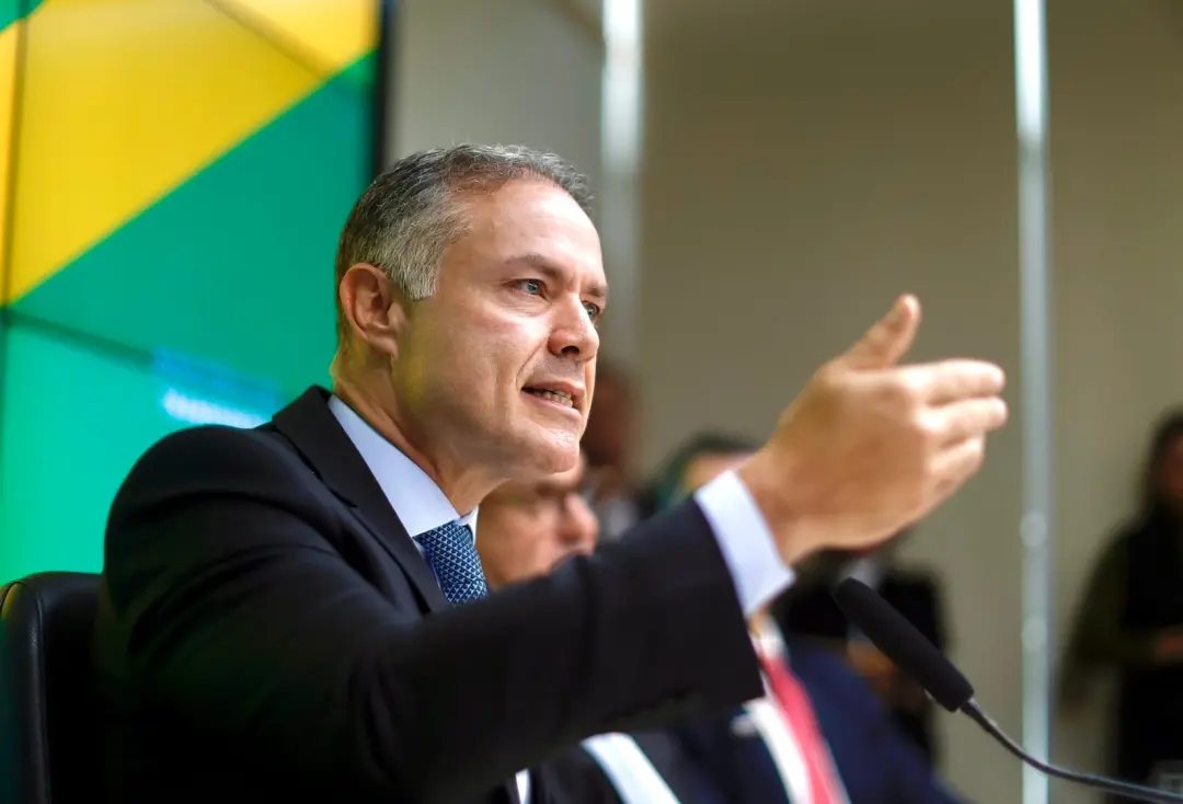 Justiça suspendeu o bloqueio do Instagram de Renan Filho, decisão que a desembargadora considerou desproporcional. Isso…