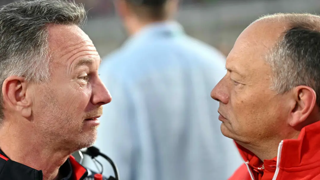 Vasseur disse que Christian Horner é uma distração para a Ferrari por estar procurando emprego. Isso gera um clima ruim…