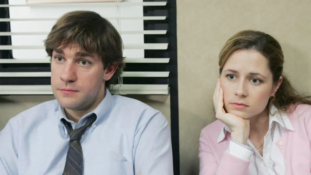 O The Office recebeu a sequela The Paper em 2025, mas o carinho do público não foi o mesmo. A nova série trouxe persona…
