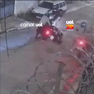 Brasilândia, SP: motociclista foi cercado, derrubado e assaltado por um grupo. A violência assim mostra como a sensação…