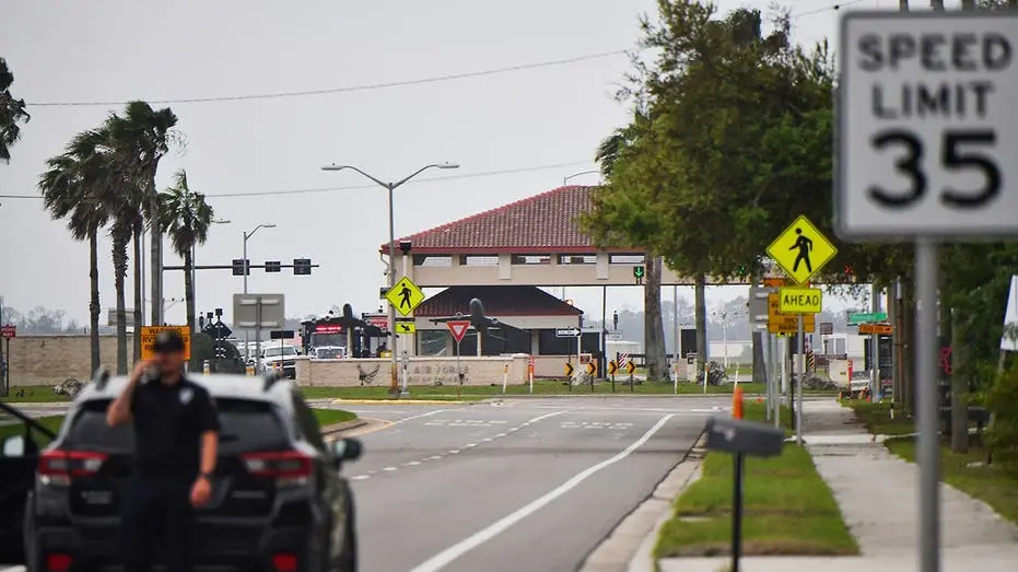 Base aérea em Florida: um civil invadiu o perímetro e brigou violentamente com seguranças, resultando em ferimentos lev…