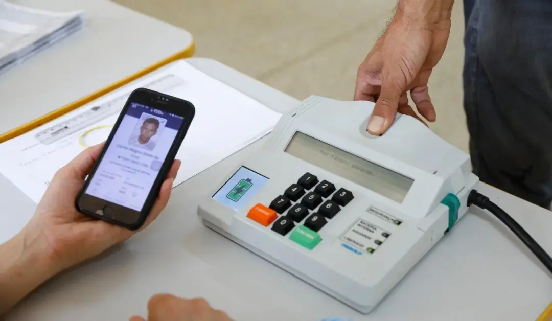 Anatel alertou que liberar internet grátis durante as eleições pode derrubar o sinal de celulares. A proposta da CNTE e…