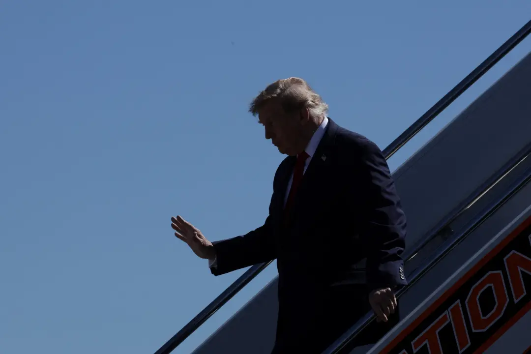 Trump rejeitou proposta do Irã para reabrir o estreito de Ormuz, alegando que o acordo não seria aceitável para o contr…