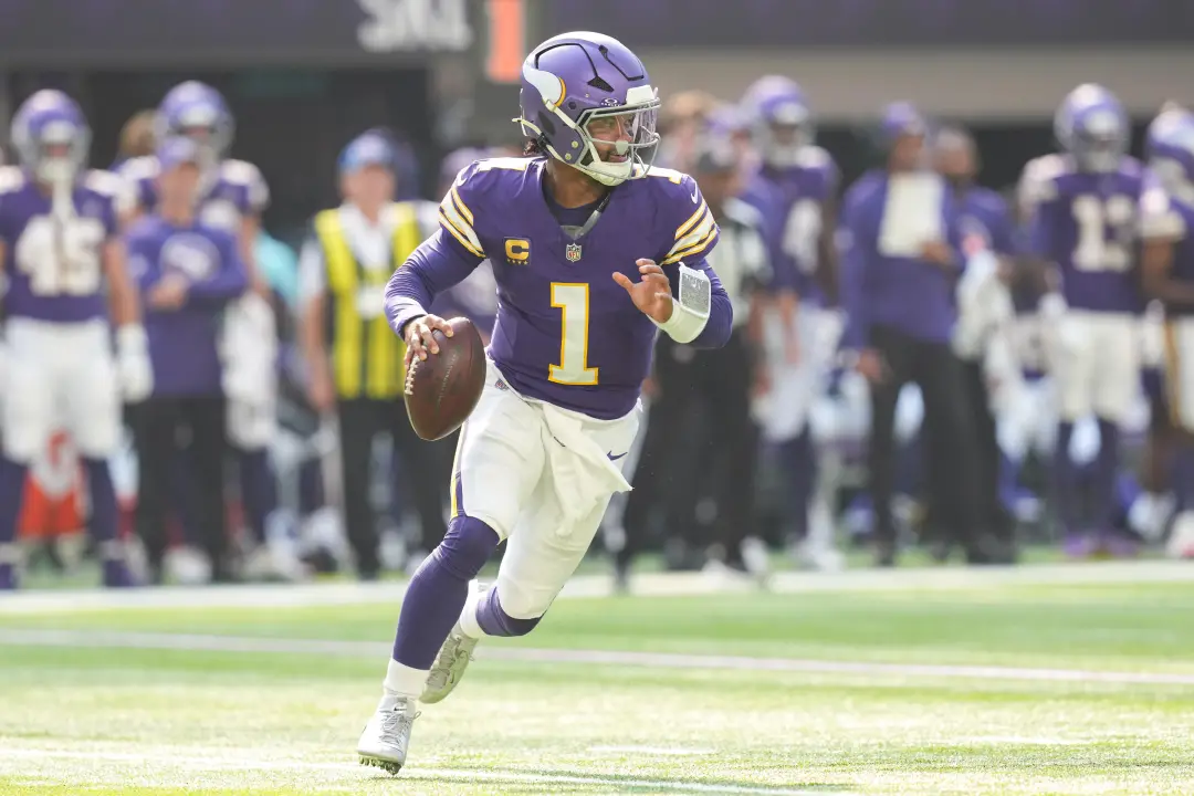 Minnesota Vikings e Buccaneers estão com apostas de desempenho de jogadores para o jogo. Tô observando a projeção de Ky…