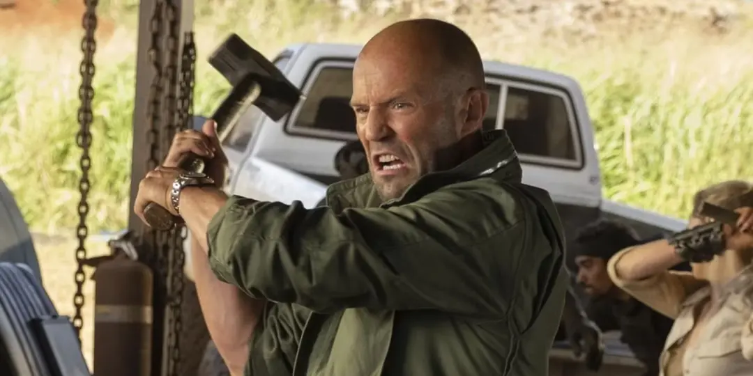 Jason Statham tem três filmes recentes sendo sucessos em streaming, incluindo Shelter e Mutiny, que tiveram bilheteria …