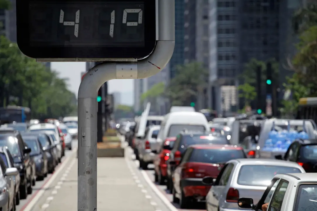 Calor passando de 40 graus em oito estados até quarta-feira. A onda de calor começa no sábado em áreas do Centro-Oeste …