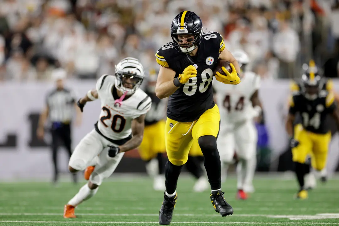 Bengals são favoritos por 3,5 pontos contra Steelers na Week 3. O ataque do Pat Freiermuth tem potencial bom contra a d…