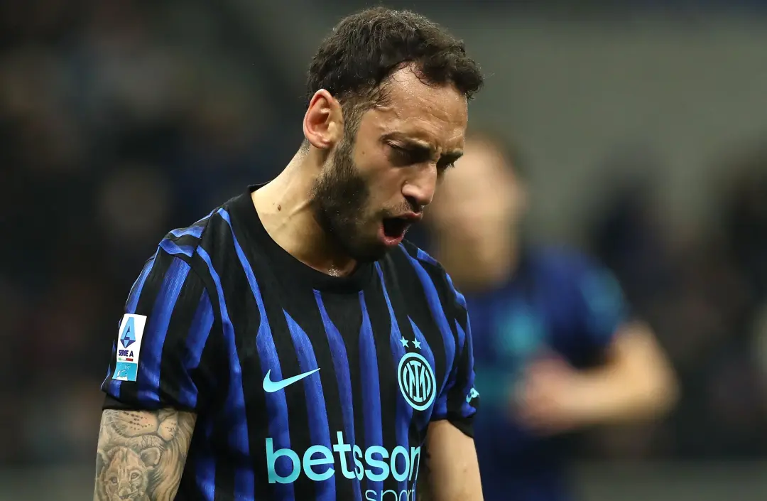 Inter busca substituto de Hakan Calhanoglu, que pode sair como agente livre no fim da temporada. Substituir um jogador …