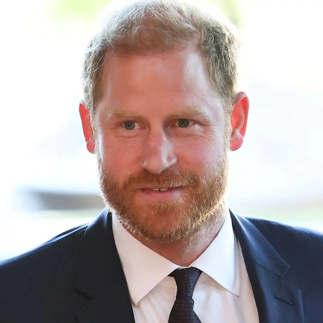 Duke de Sussex atualizou sobre a escola dos filhos Archie e Lilibet. A gente vê que, mesmo com tudo, a organização da e…