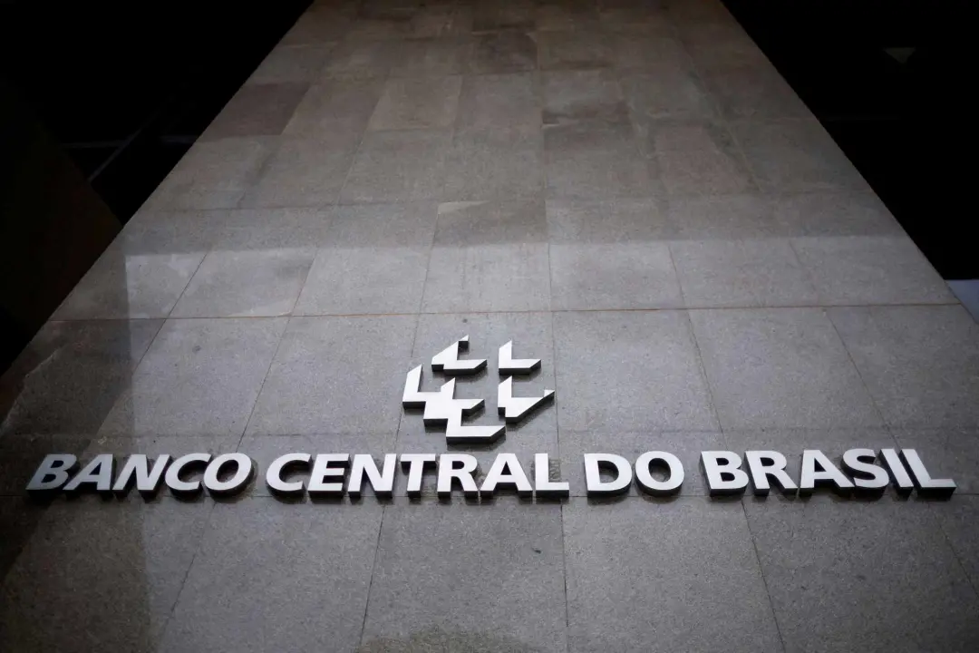 Ata do Copom reitera que a inflação segue acima da meta, mas a atividade econômica parte de um patamar forte. A projeçã…