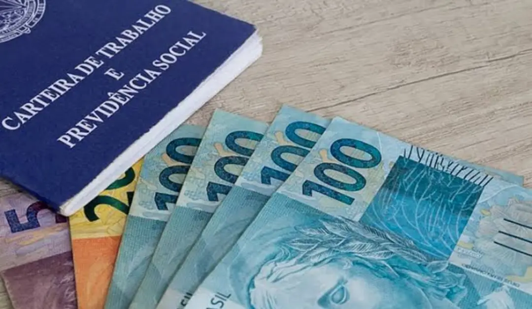 Janeiro de 2026, a primeira parcela do 13º salário pode cair para trabalhadores com carteira assinada, com prazo de dep…