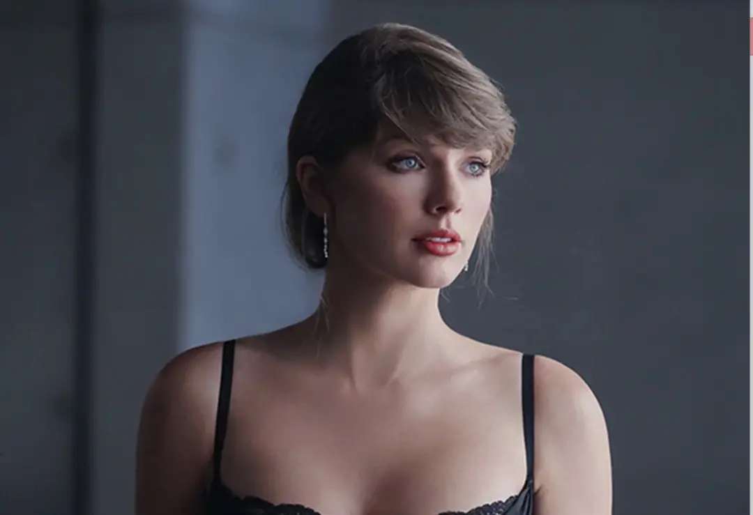 Taylor Swift quebrou dois recordes do Spotify em 2026, sendo a artista feminina mais streamada em um dia com o lançamen…