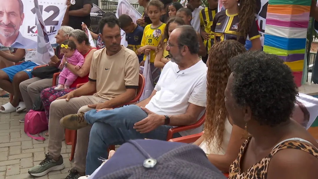 Alexandre Kalil visitou a vila Nova Cachoeirinha em Belo Horizonte e falou sobre a intenção de ampliar creches e postos…