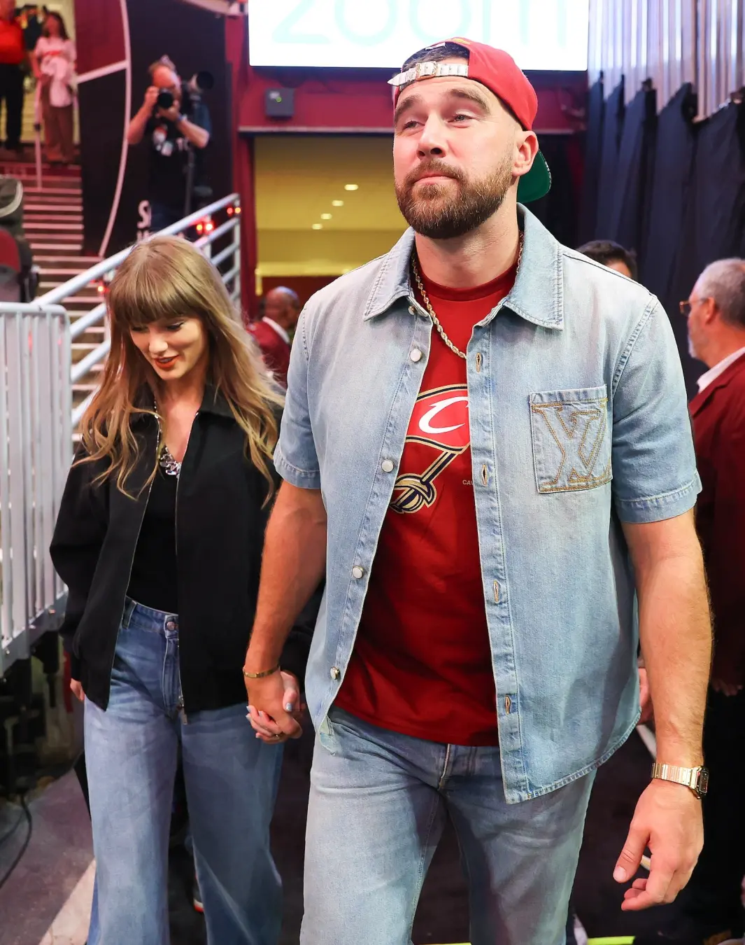 Cleveland, onde Travis Kelce mostrou a Taylor Swift sua cidade natal em maio. Mostrar as raízes de alguém é um jeito bo…