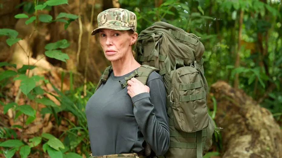 Brandi Glanville esvaziou seu plano de previdência 401k depois de gastar centenas de milhares de dólares com contas méd…
