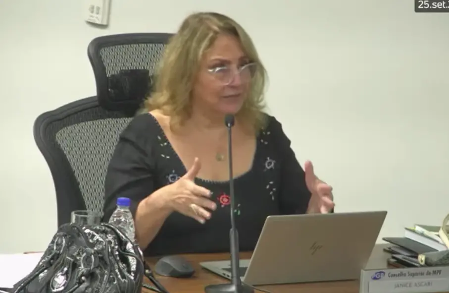 Jacine Ascari iniciou divergência no Conselho Superior do MPF sobre investigação contra Paulo Gonet no caso Master. Ela…